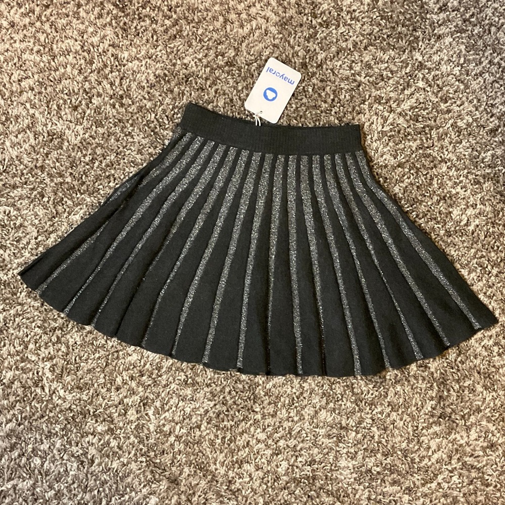 Mayoral Pretty Girls Black Silver Pleated Elastic Skirt Size 8 NWT